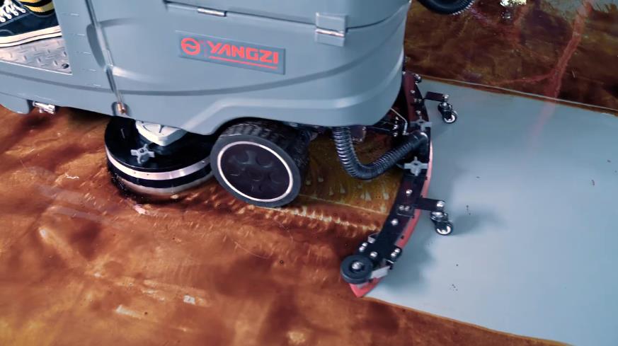 揚子洗地機(jī)