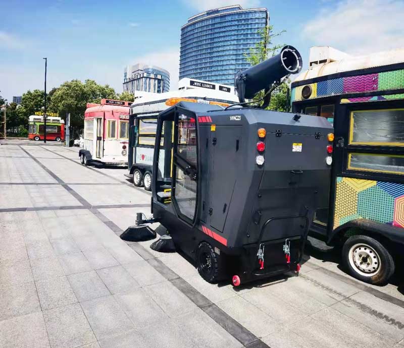 廣州融創(chuàng)茂采購(gòu)揚(yáng)子掃地機(jī)用于環(huán)保清潔 廣州融創(chuàng)茂采購(gòu)揚(yáng)子掃地機(jī)用于環(huán)保清潔