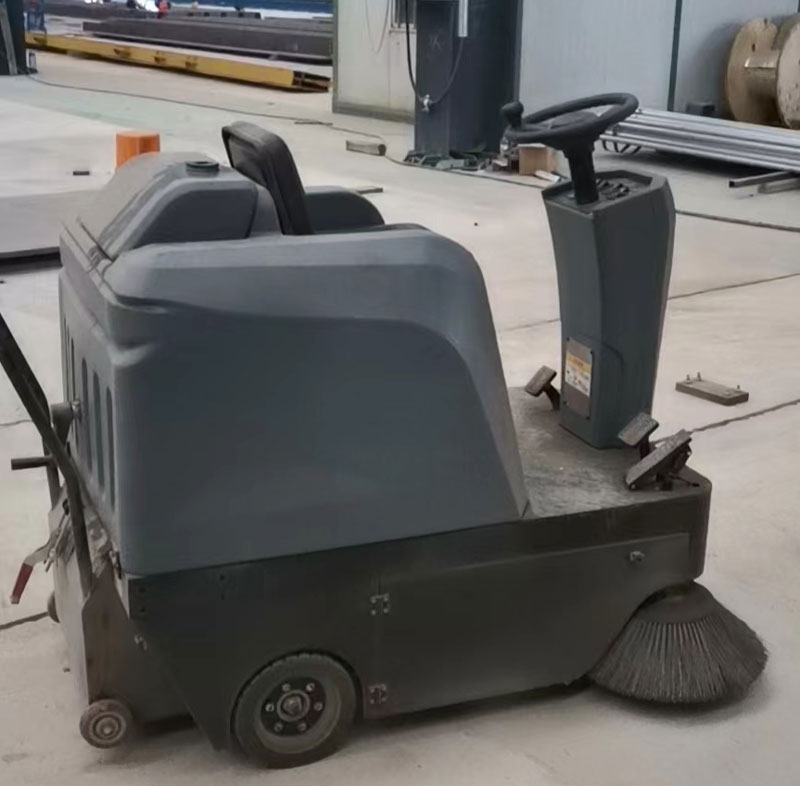 ?湖北恒九通鋼構(gòu)采購(gòu)揚(yáng)子S4掃地機(jī) ?湖北恒九通鋼構(gòu)采購(gòu)揚(yáng)子S4掃地機(jī)