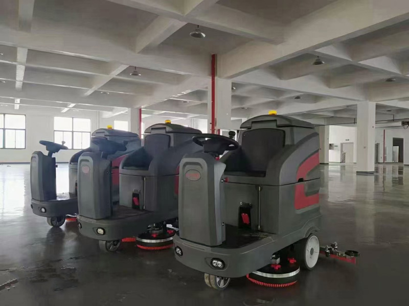 地面有污漬怎么辦？揚(yáng)子洗地機(jī)幫你解決