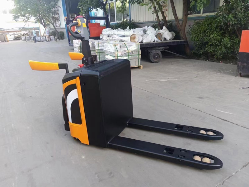 電動(dòng)叉車(chē)，對(duì)未來(lái)的投資