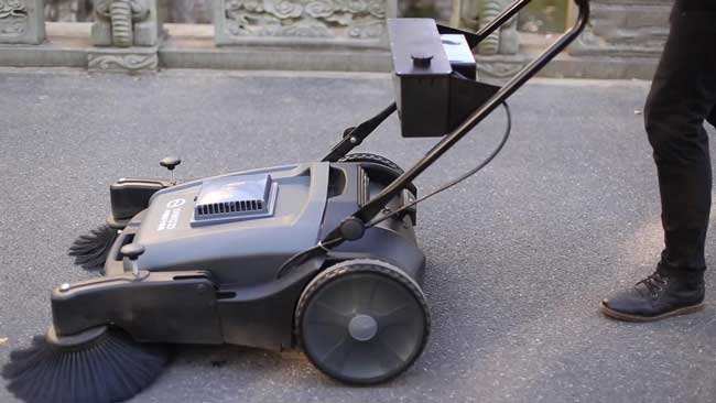 揚(yáng)子掃地機(jī)S1手推式掃地機(jī)(圖1) 揚(yáng)子掃地機(jī)S1手推式掃地機(jī)