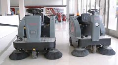 機(jī)械式清潔節(jié)省人力物力，駕駛式掃地機(jī)選揚(yáng)子