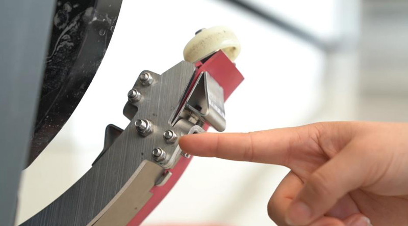 為什么我的地板還是濕的？洗地機真空系統(tǒng)故障排除